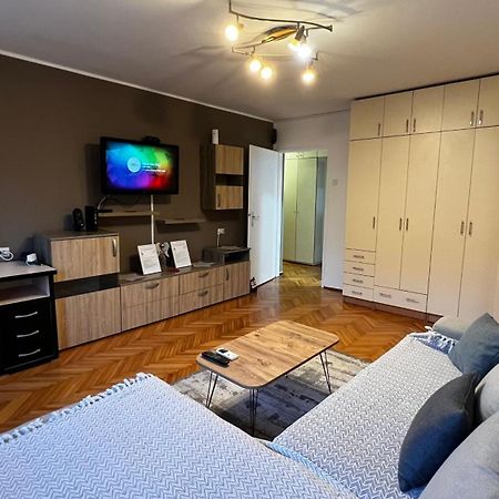 Stan Ideja Appartement Novi Sad Buitenkant foto